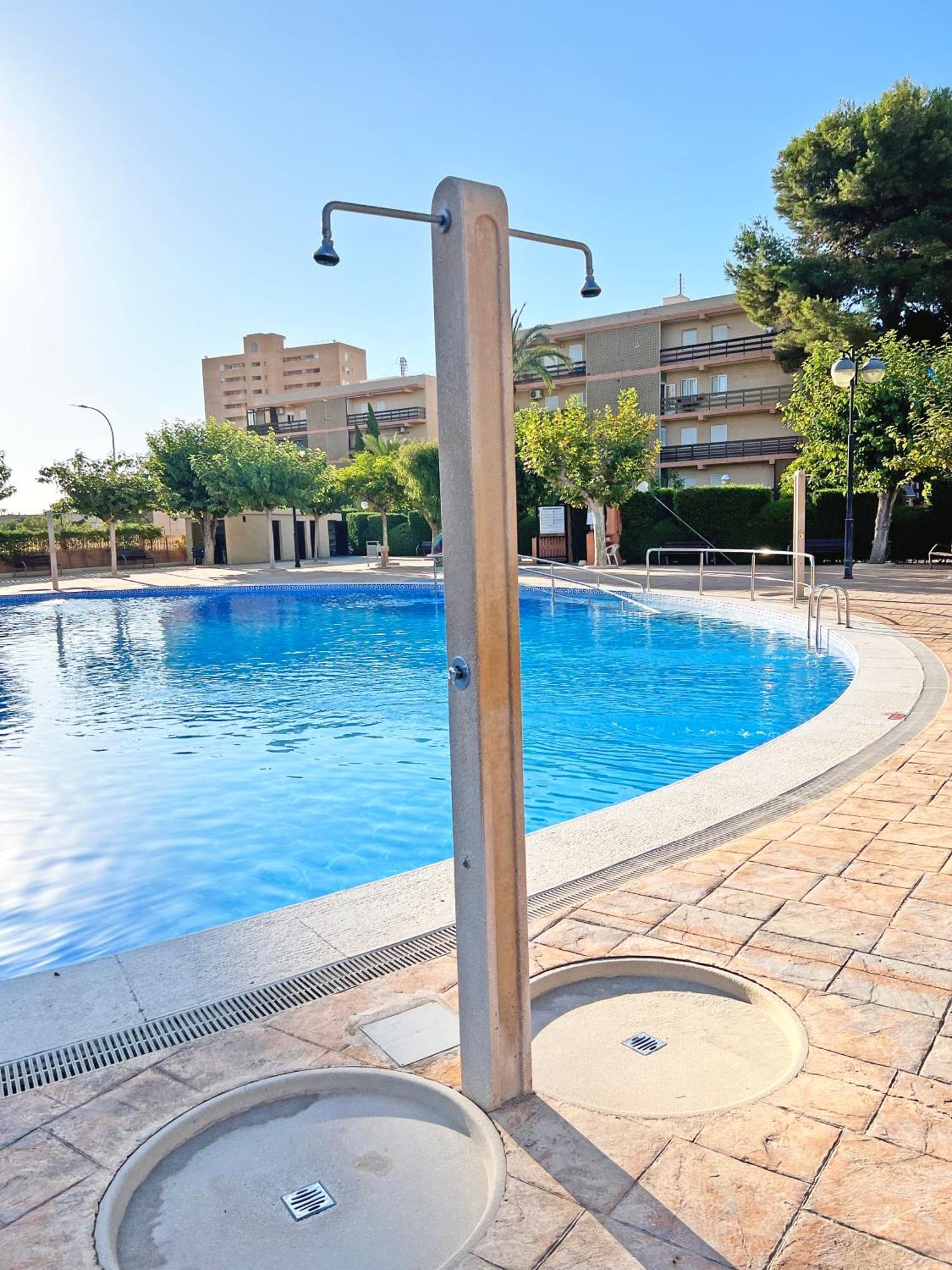 Coqueto Con Piscina, Nuevo A 50M Del Mar, Parking Gratis Apartment Ел Кампело Екстериор снимка