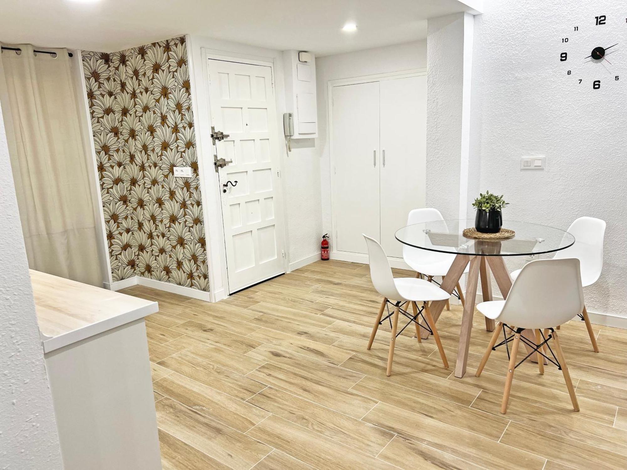 Coqueto Con Piscina, Nuevo A 50M Del Mar, Parking Gratis Apartment Ел Кампело Екстериор снимка