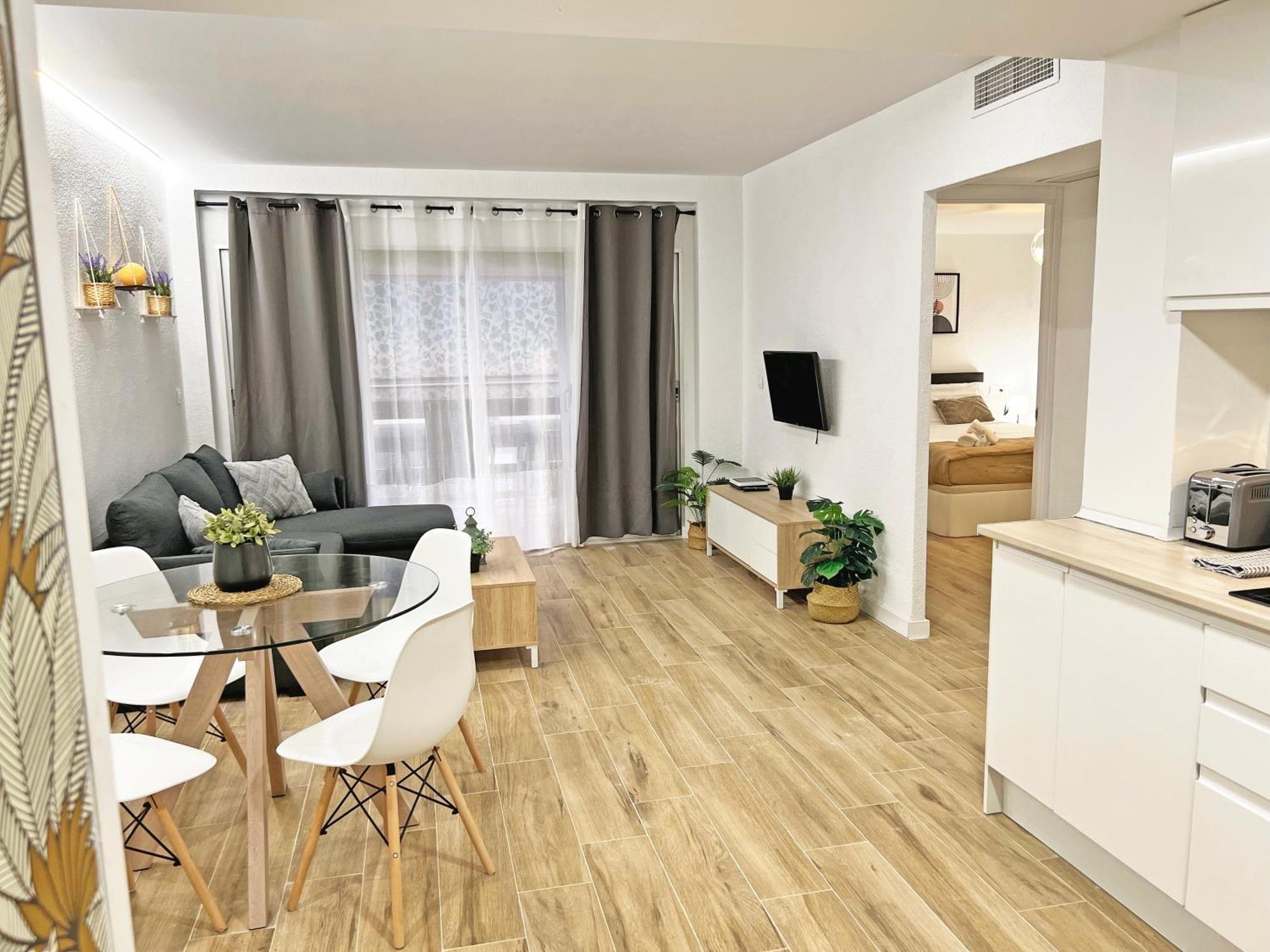 Coqueto Con Piscina, Nuevo A 50M Del Mar, Parking Gratis Apartment Ел Кампело Екстериор снимка