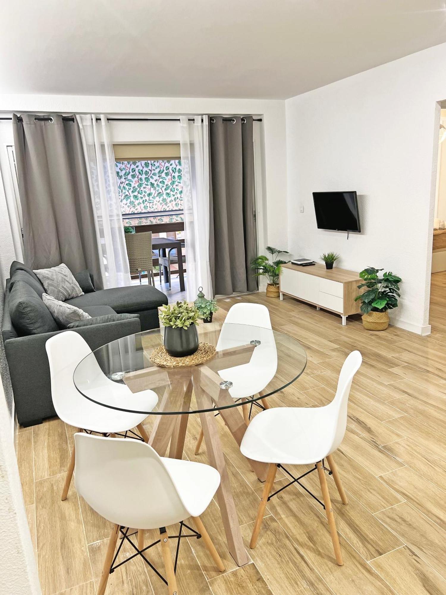 Coqueto Con Piscina, Nuevo A 50M Del Mar, Parking Gratis Apartment Ел Кампело Екстериор снимка