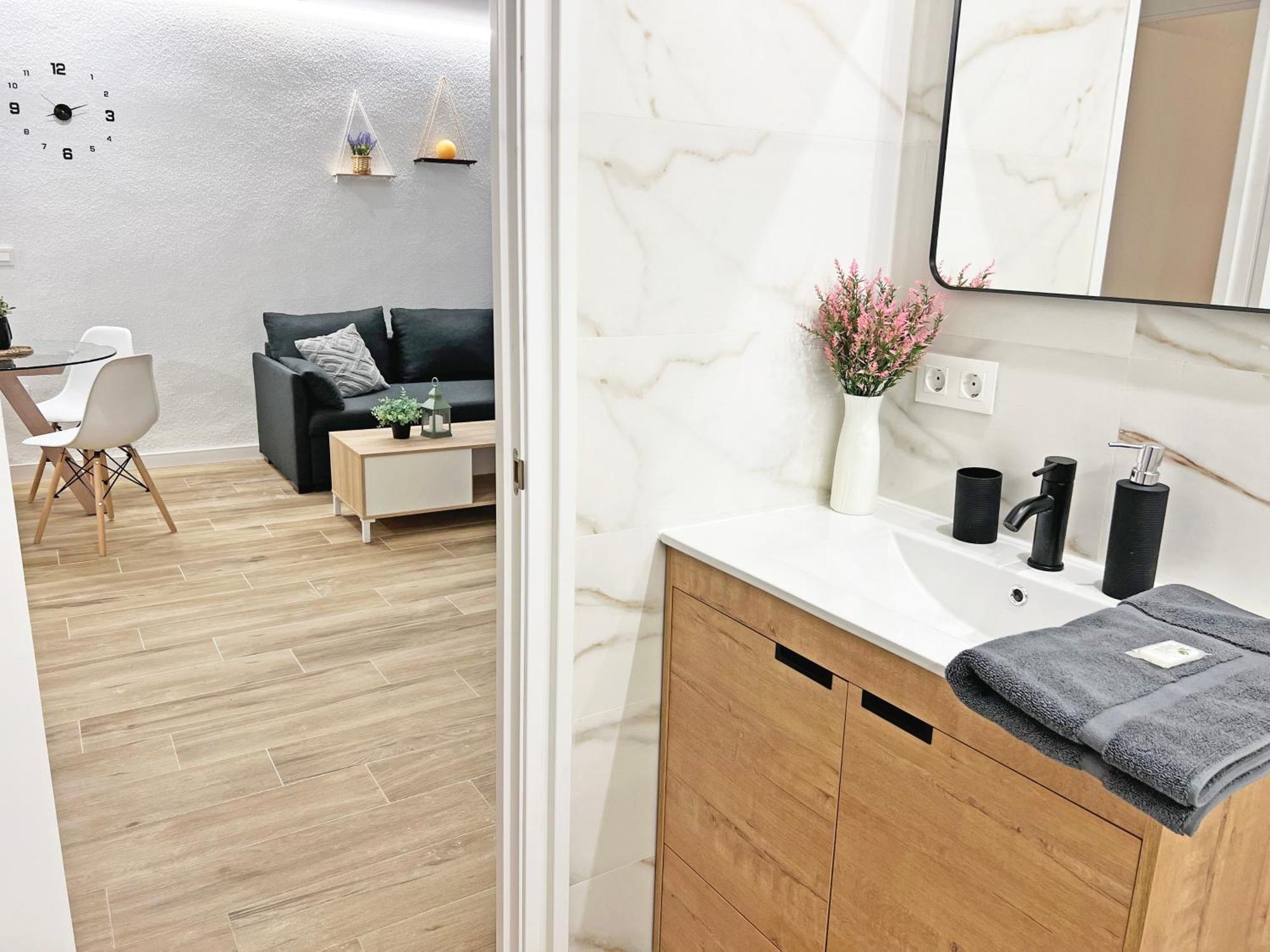 Coqueto Con Piscina, Nuevo A 50M Del Mar, Parking Gratis Apartment Ел Кампело Екстериор снимка