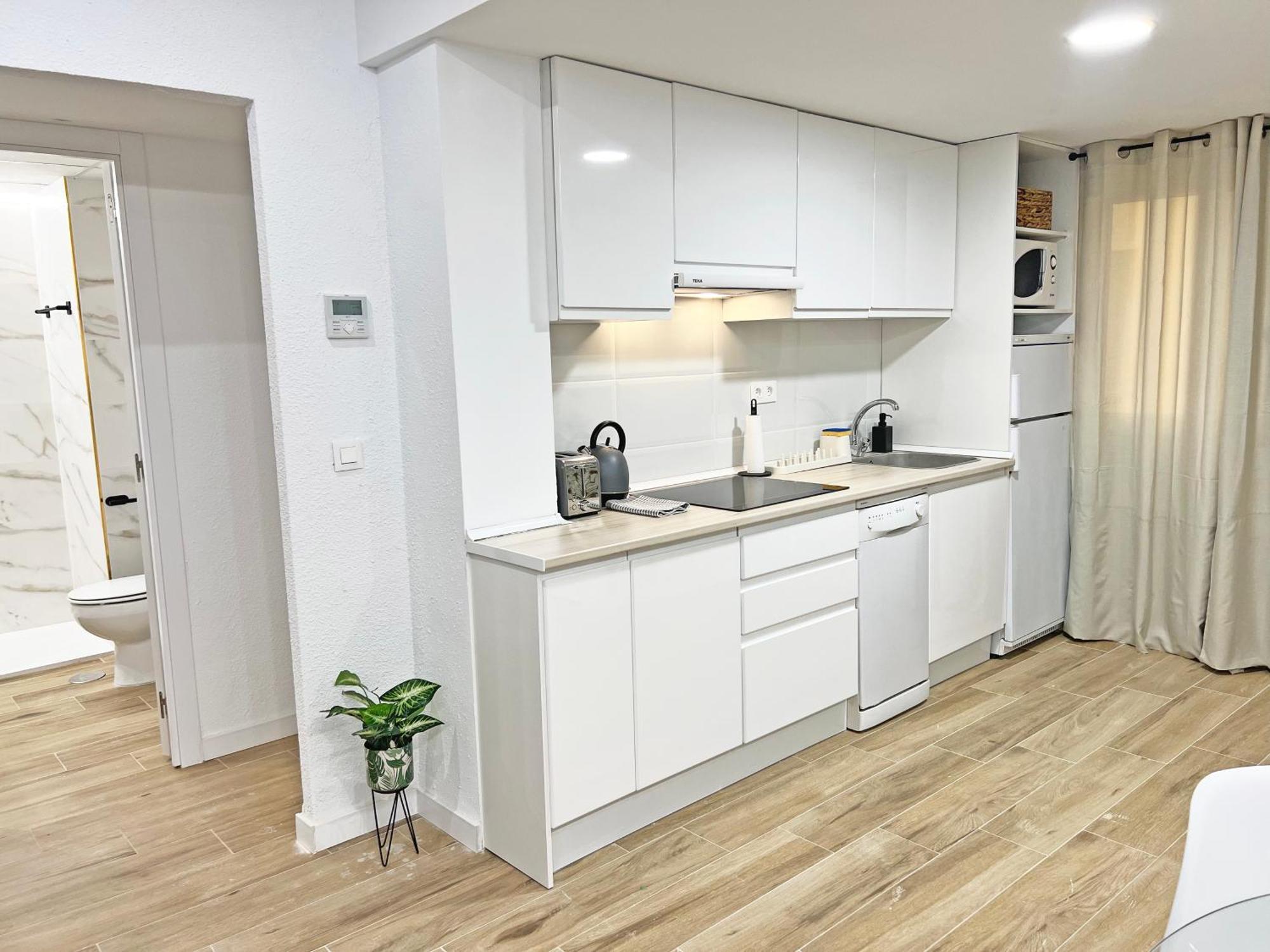 Coqueto Con Piscina, Nuevo A 50M Del Mar, Parking Gratis Apartment Ел Кампело Екстериор снимка